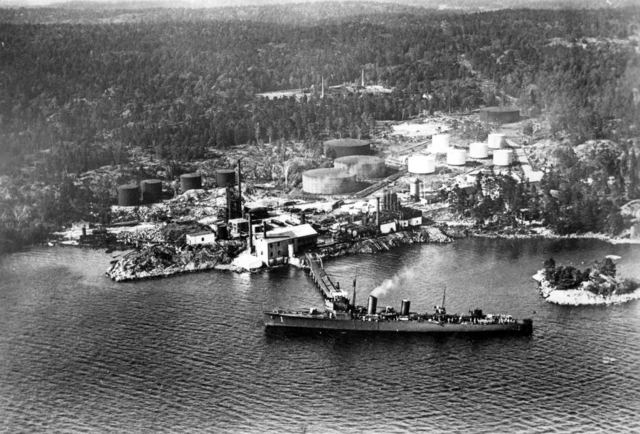 Nynäshamn raffinaderiet.jpg