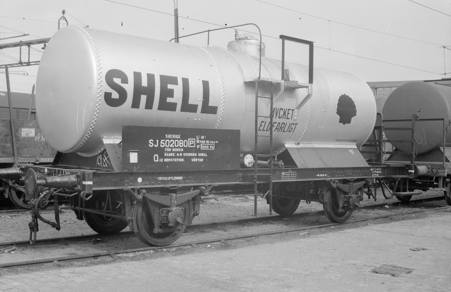SJ Q12 502080.jpg