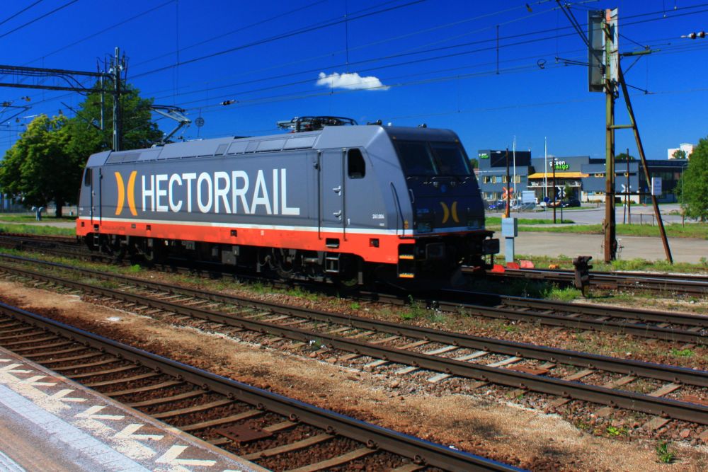 Hector rail 241.jpg